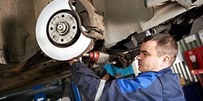 Слесарный ремонт автомобиля - Ремонт подвески (ходовой части)